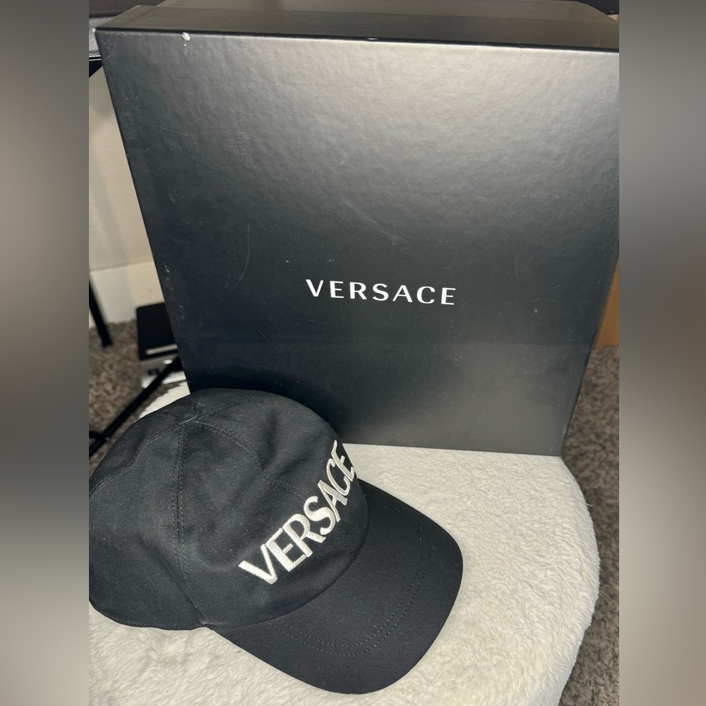 Black Versace Cap!!